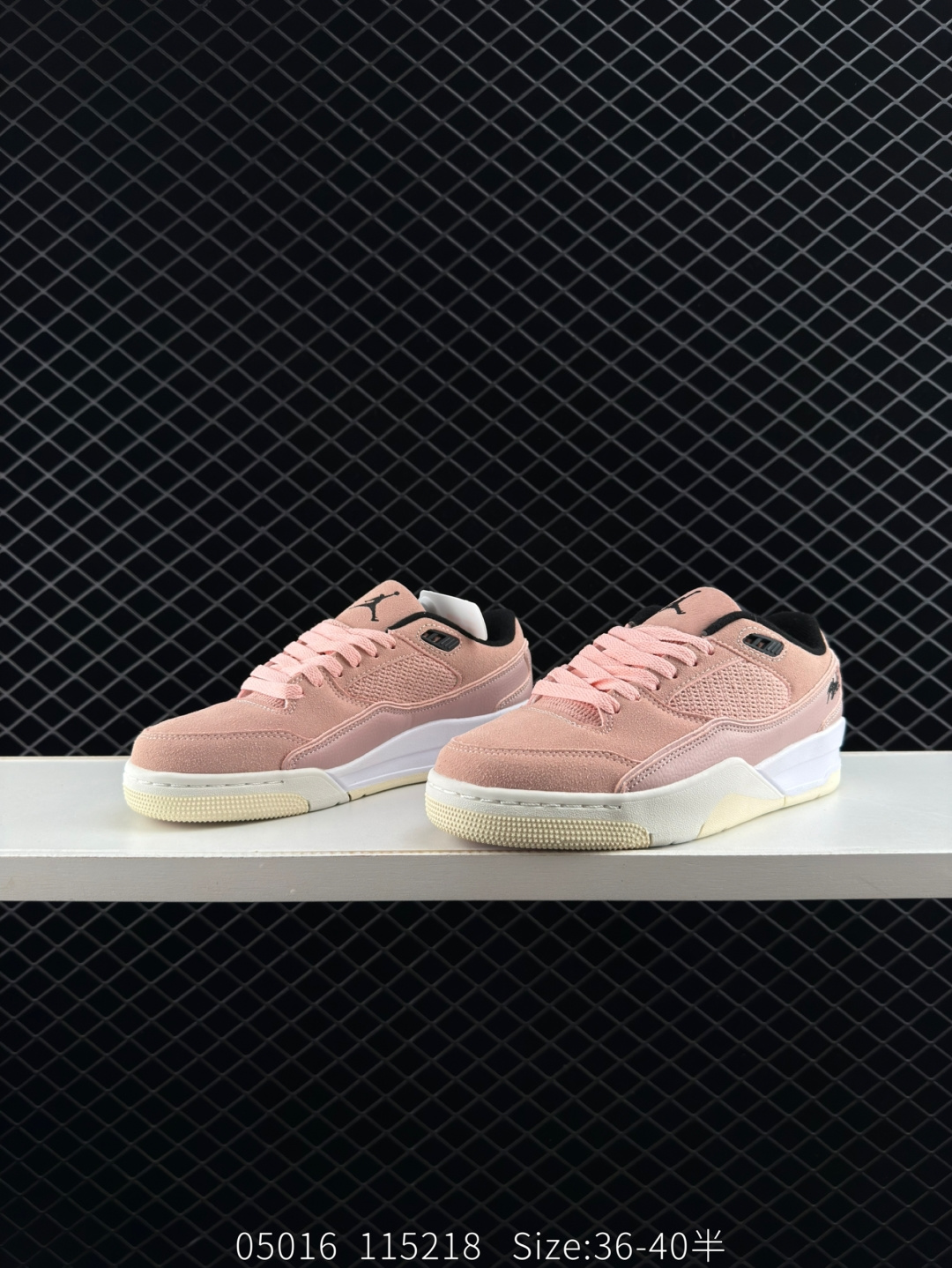 Air Jordan 4 Retro Flight Court